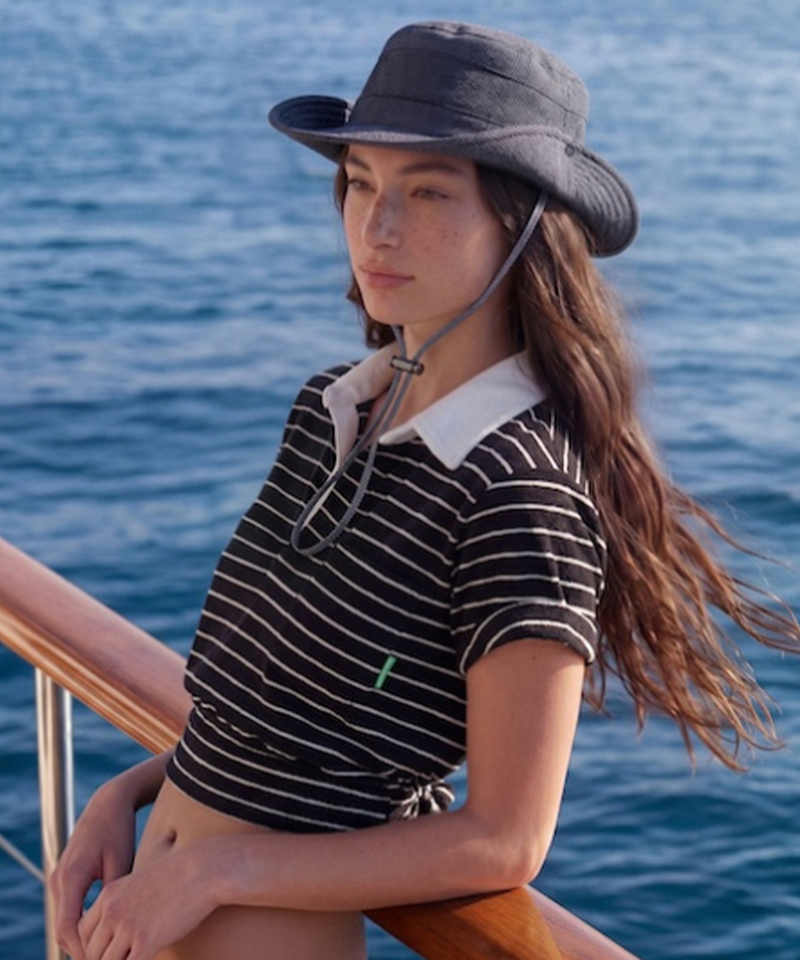BERMUDA GRASS Two-way Seersucker Bucket Hat - Navy