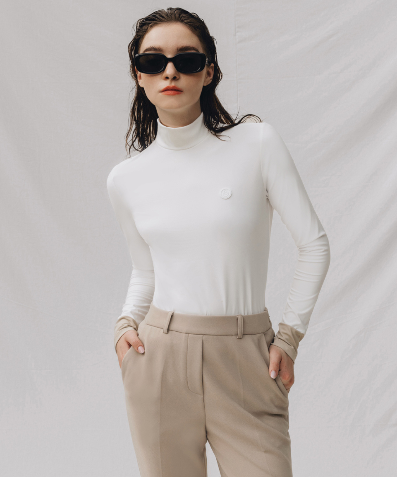 Functional Stretch Color Block T-Shirt & Casual Cargo Pocket Pleated Skirt Set
