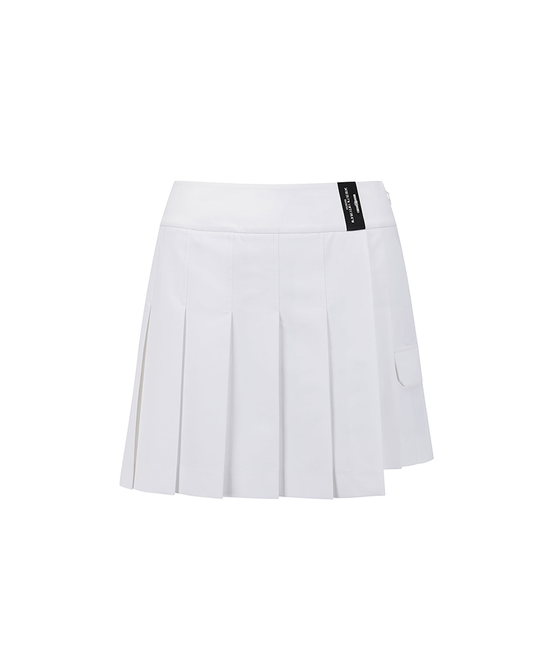 Women's Over Pleated Half Pants - White