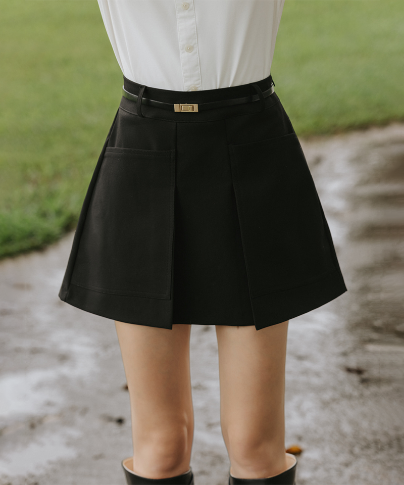 OBER Golf Maison A-line Pocket Skirt - Black