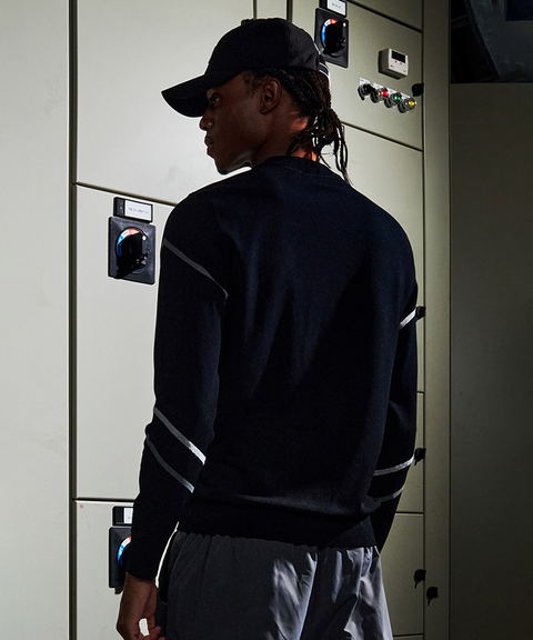 Men's FA Essential Sweater - Black