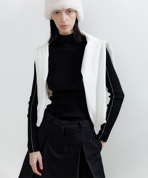 Anell Golf Soft Zip-up Blouse - White