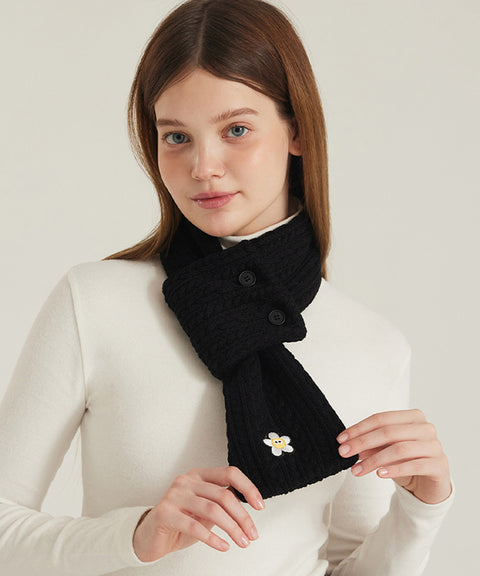 MACKY Golf: Point Button Knit Muffler - 3 Colors