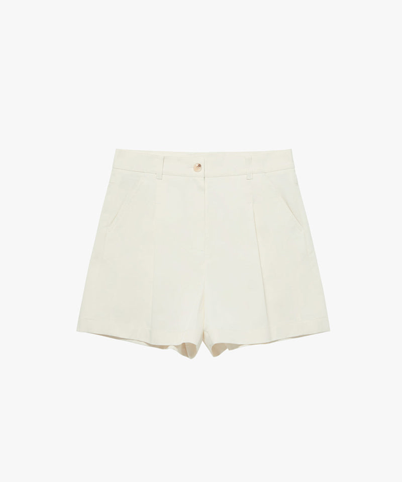MCC Women's One-Tuck Short Pants - Off White