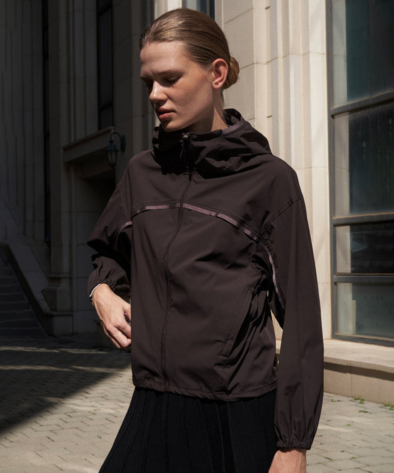 Anell Golf Plain Air Wind Jumper - Deep Brown