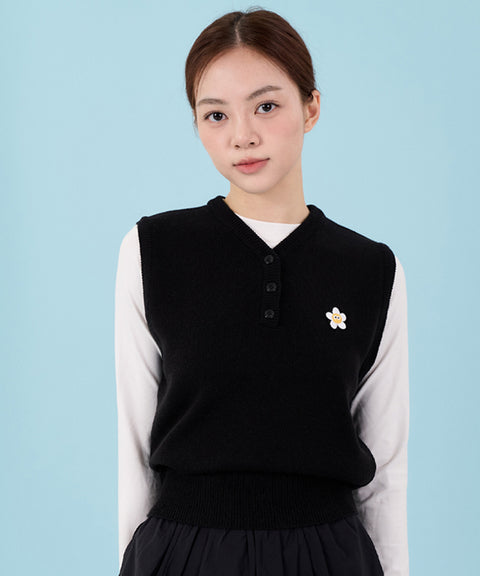 MACKY Golf: Patch Button Knit Vest - Black