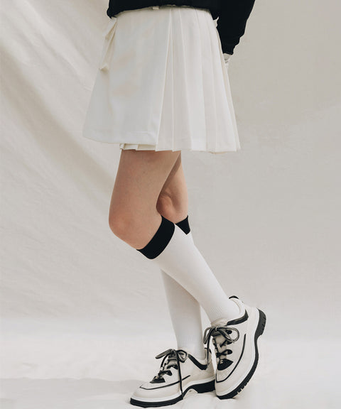 OBER Golf Pocket Pleated Wrap Skirt - White