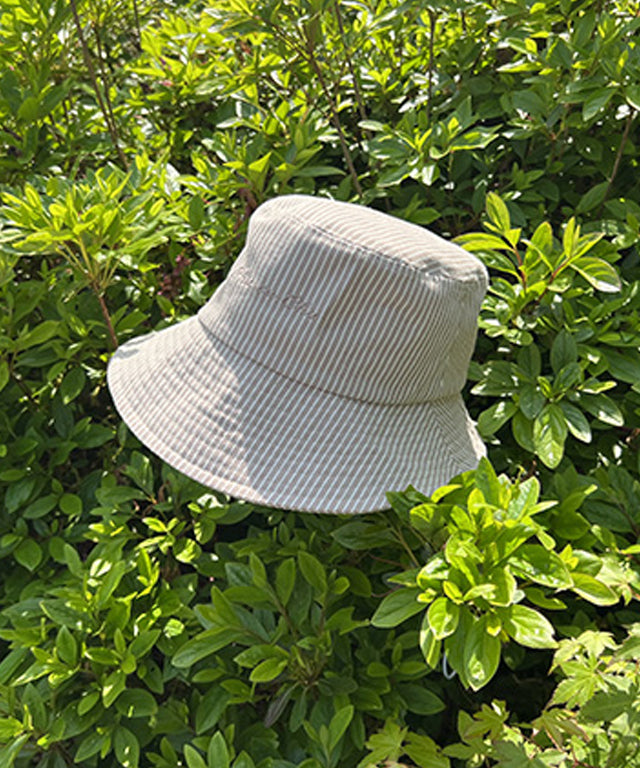 CHUCUCHU Stripe Bucket Hat - Beige