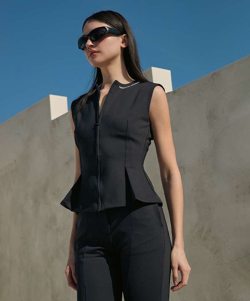 KANDINI Slim Zip-up Vest - Black