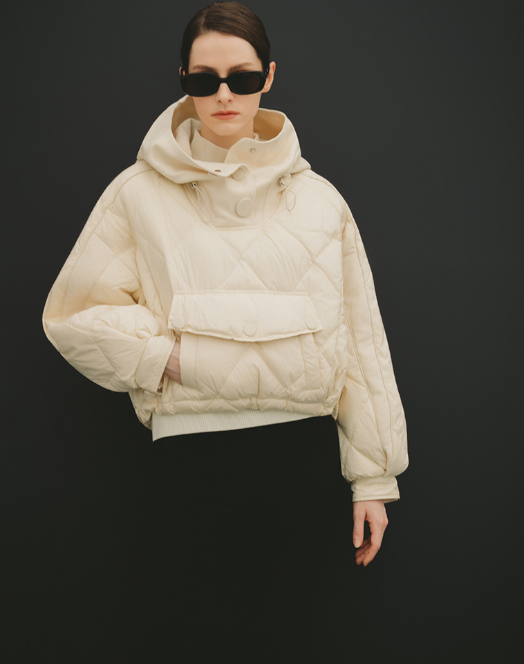 OBER Golf Women's Down Crop Padded Man-To-Man - Ivory