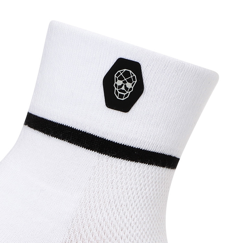 Amazing Cre Label Point Logo Socks - 4 Colors