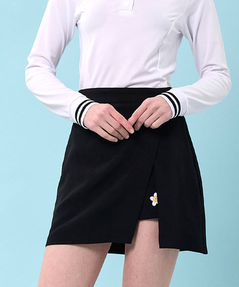 MACKY Golf: Daisy Slit Skirt Pants - Black