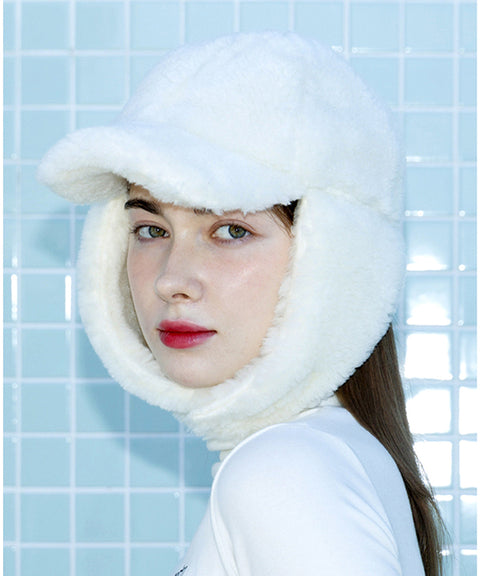 MACKY Golf: Boucle Cap Hat - Ivory