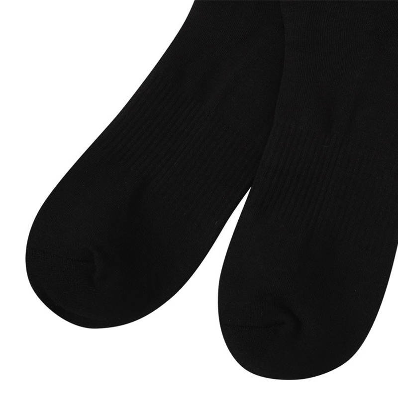 Amazing Cre Logo Point Middle Socks - 3 Colors