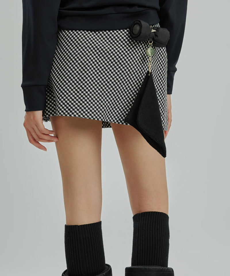 CREVE NINE: Ribbon Towel Ball Case - Black