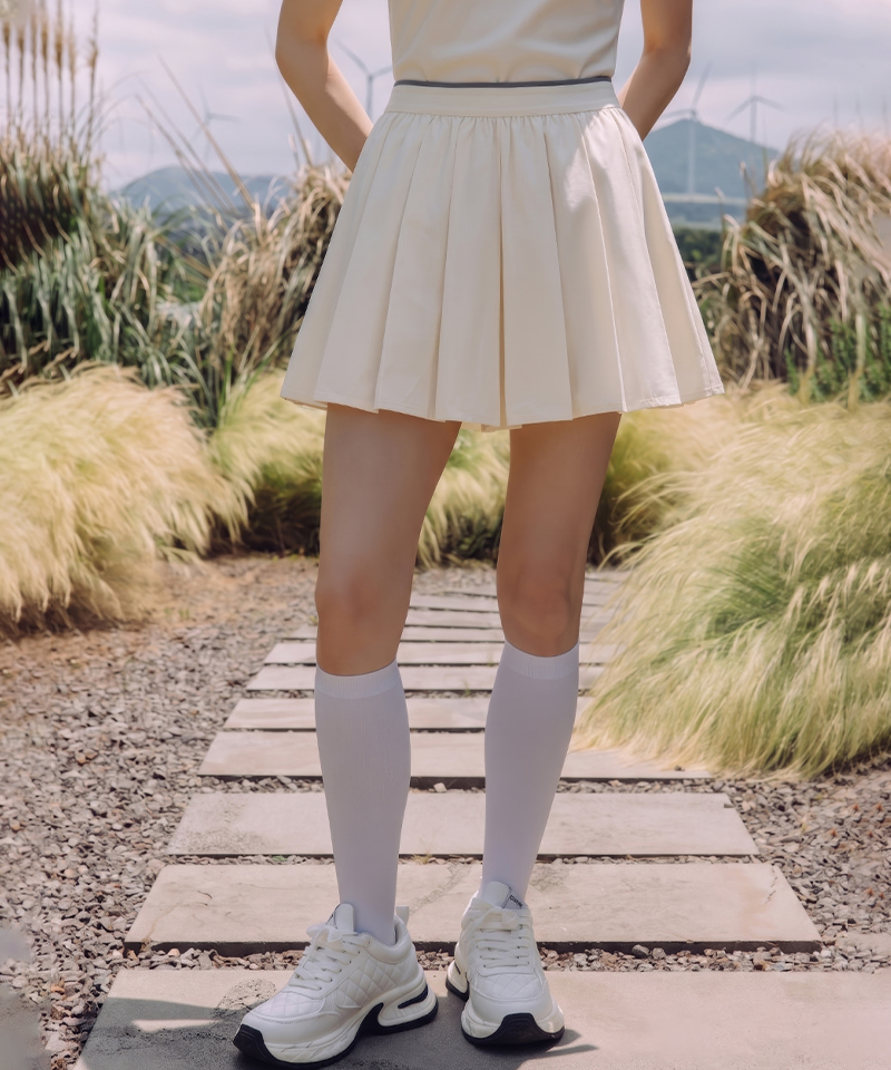 OBER Golf Air Move Pleated Pants - Cream
