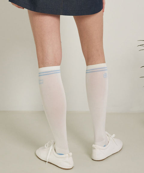 POSHERD Labe Pile Cushion Knee Socks - White