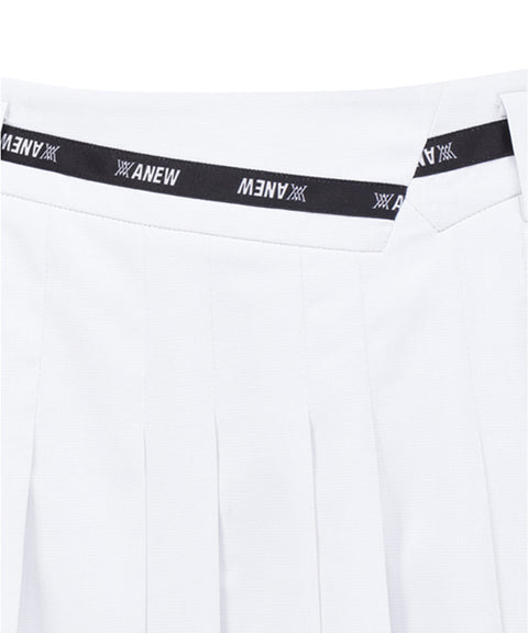 Anew Golf Women's SM Incision Pleated Half Pants - White