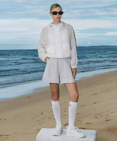 OBER Golf Button Pintuck Roll-Up Shorts - White
