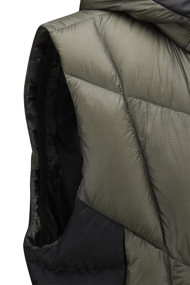 Men's WI Heavy Shadow Swing Down Vest - Charcoal Grey