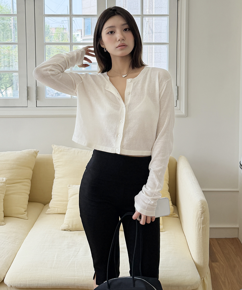 PIV'VEE Crop Knit Cardigan - Cloud White
