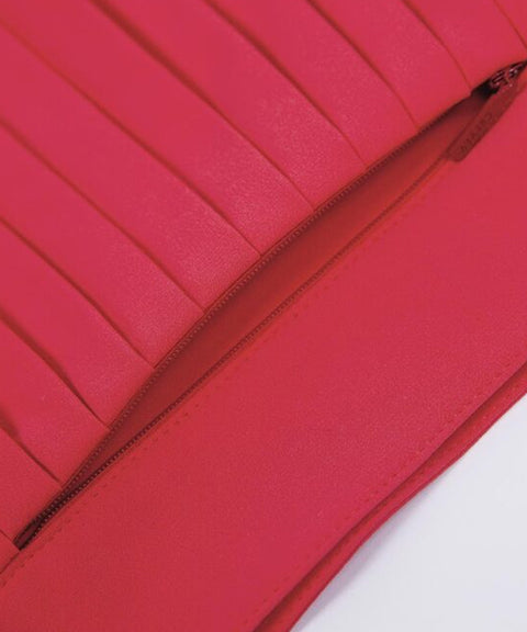 CREVE NINE: Two-Tone Ribbed Swing Pleats - Red