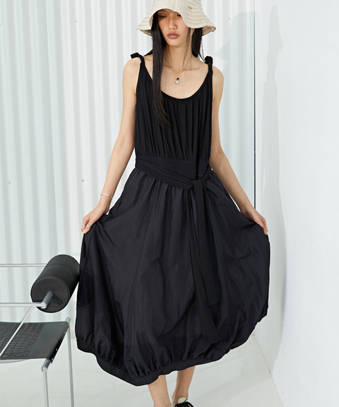 Monday Flow Summer Breeze One Piece - Black