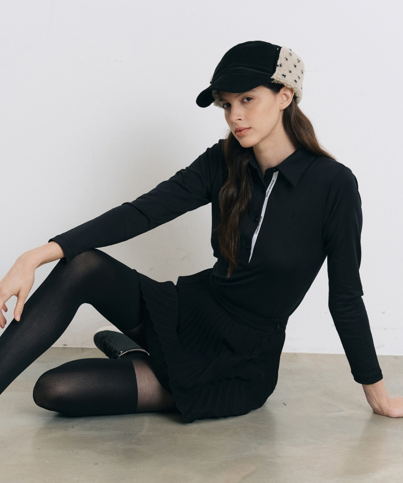 BERMUDA GRASS Basic Logo PK T-Shirt Black