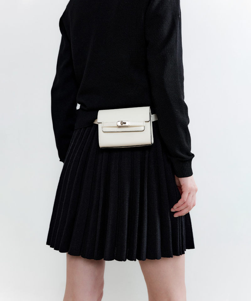 Anell Golf Buckle Belted Bag - White