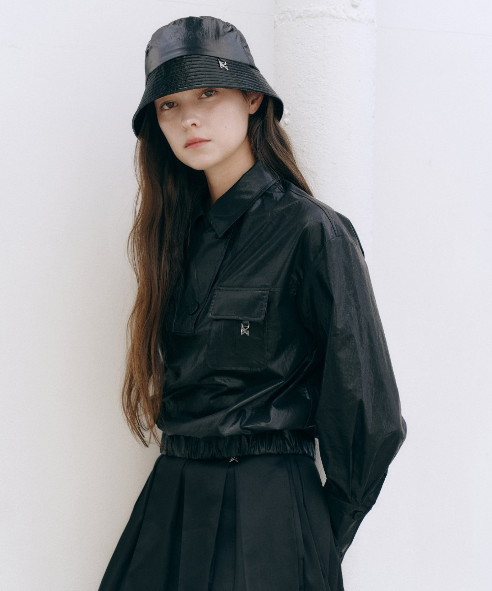 BERMUDA GRASS Glossy Pocket Jacket Black