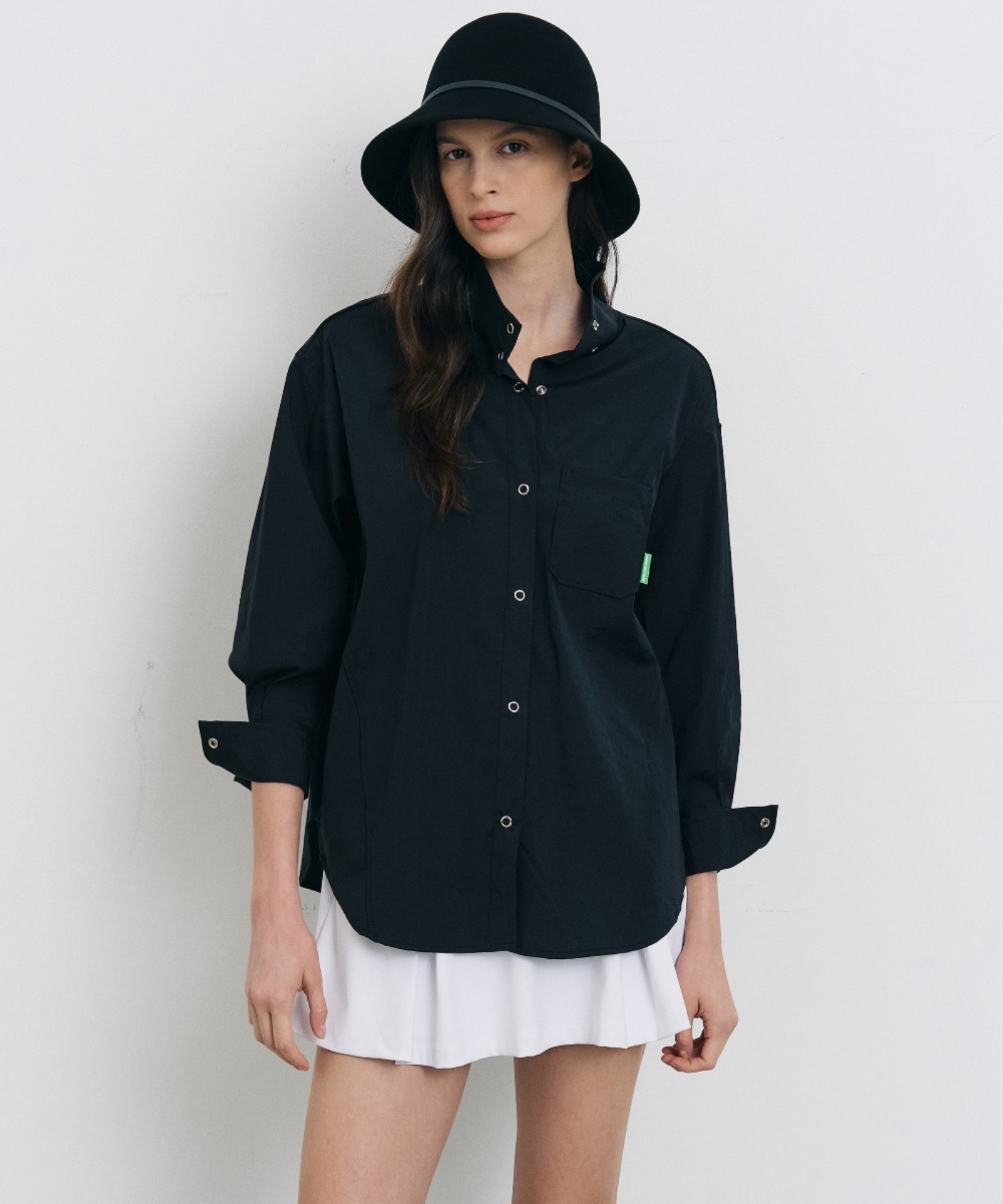BERMUDA GRASS High-Neck Back-Slit Windbreaker Shirt Black