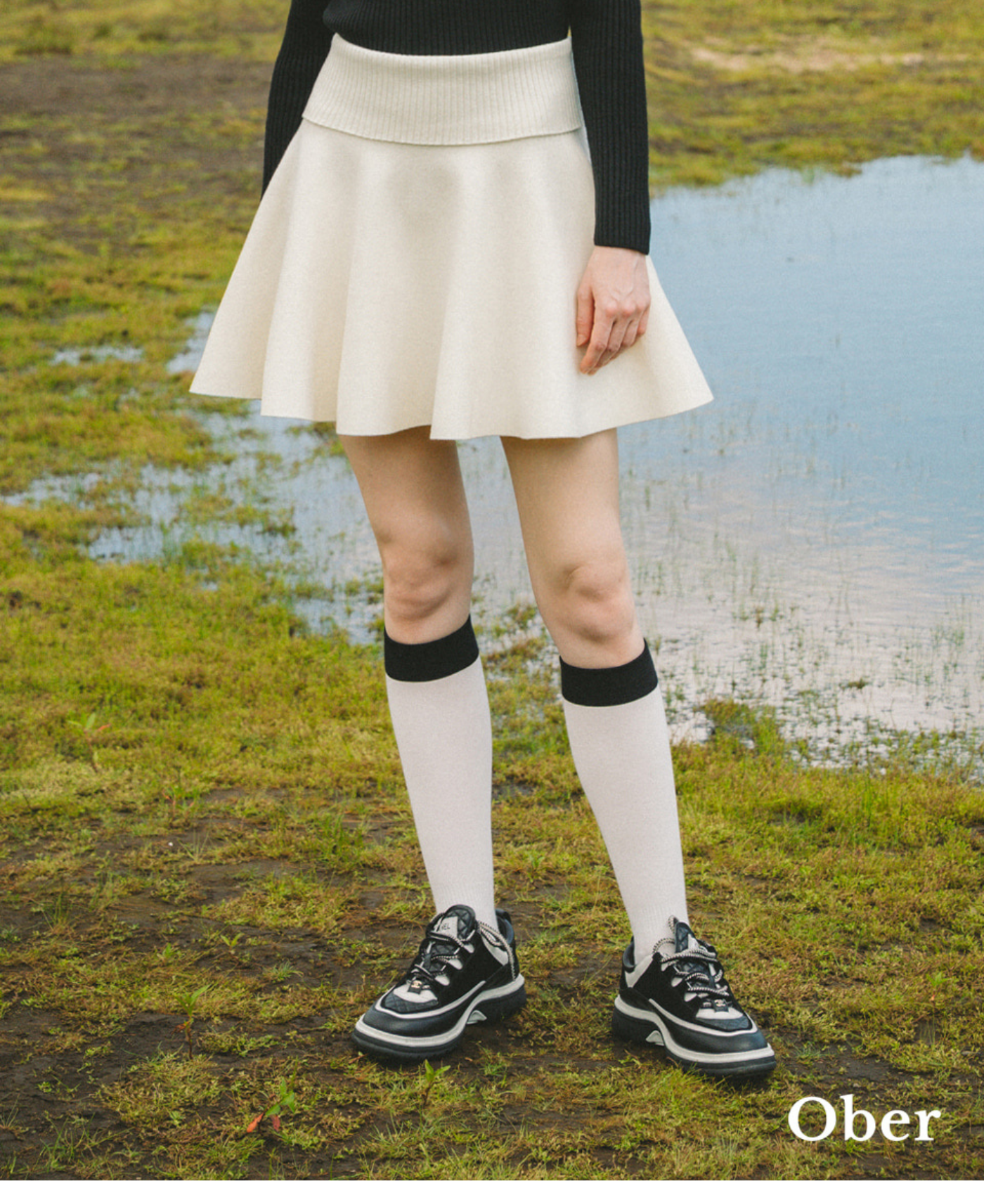 OBER Golf High Waisted Flared Knit Skirt Ivory