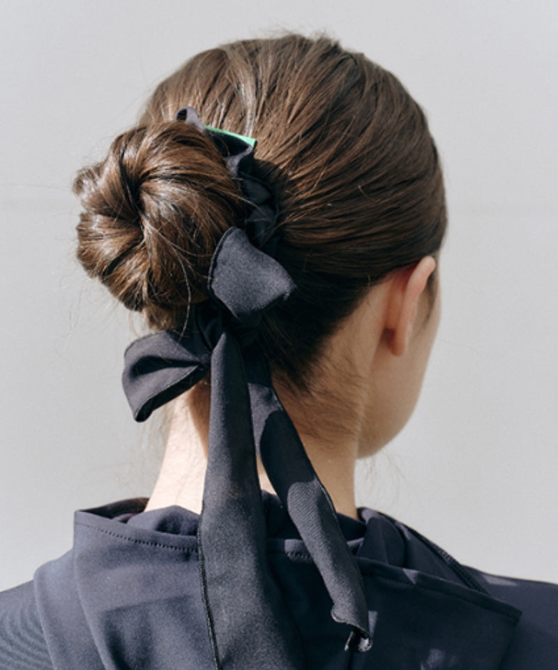 BERMUDA GRASS Satin Scarf Scrunchie Black