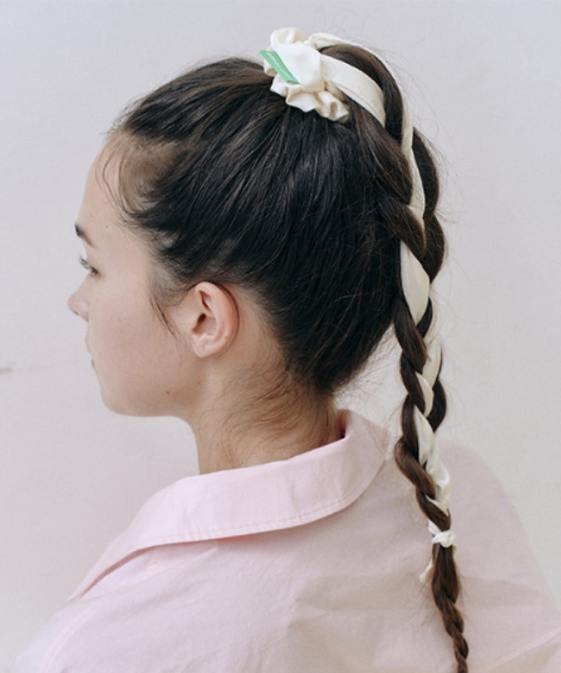 BERMUDA GRASS Satin Scarf Scrunchie Ivory