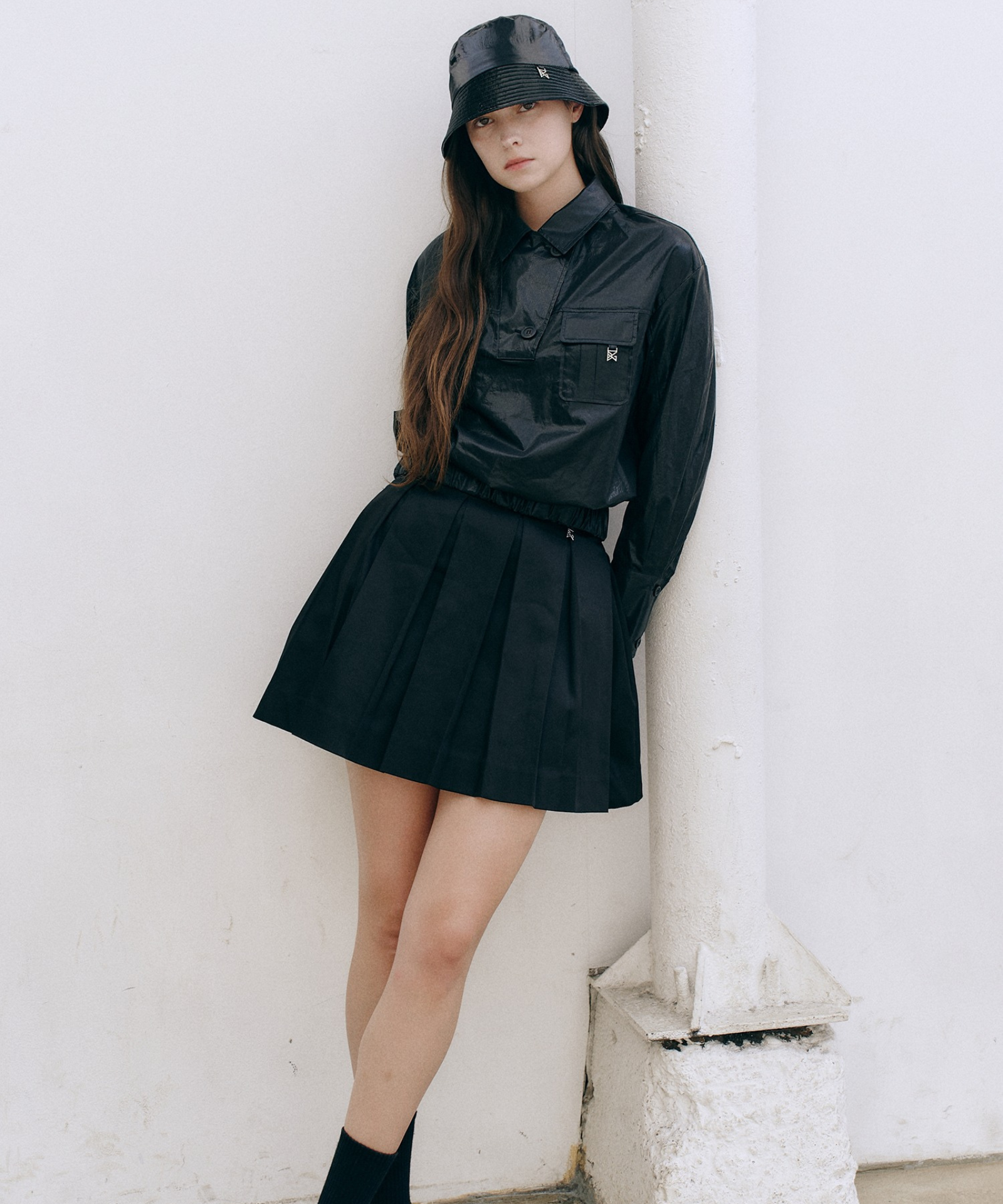 BERMUDA GRASS Satin Volume Skirt Black