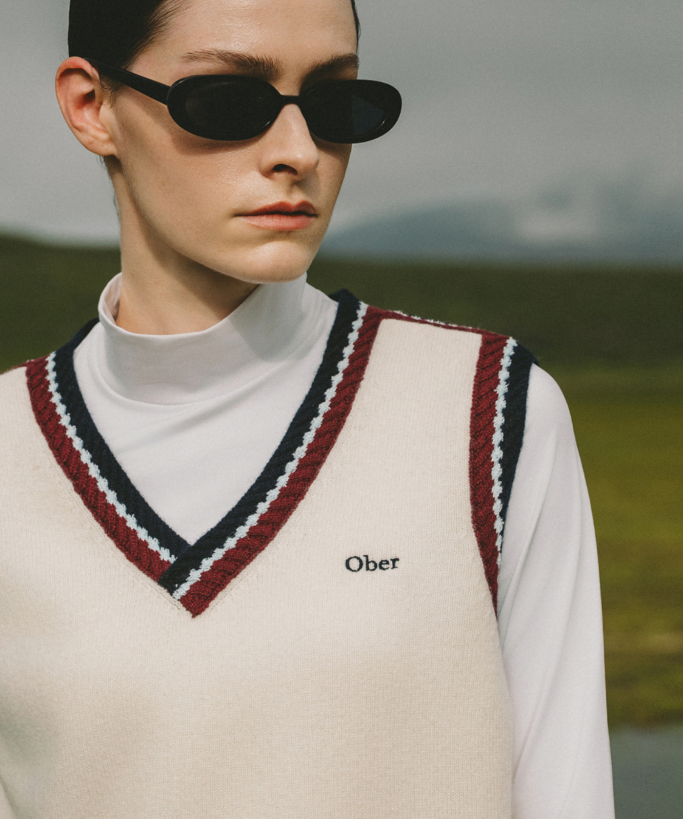 OBER Golf Colorblock Knit Vest Gray