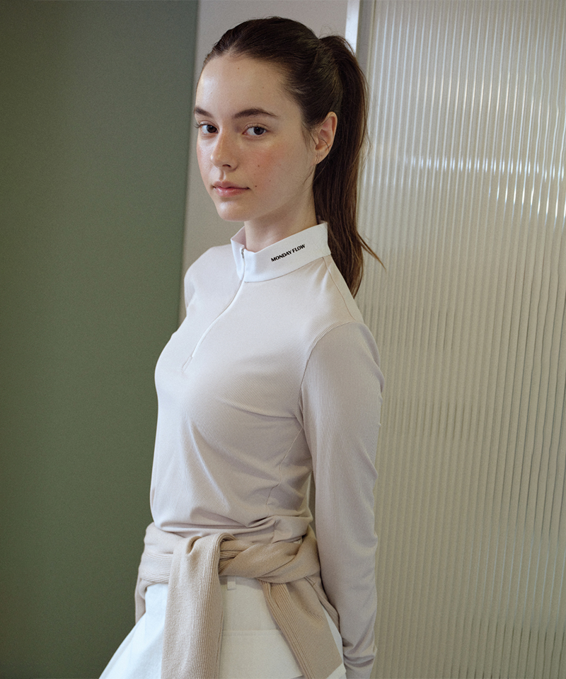 Monday Flow Women's Mockneck Stretch Top - Light Beige