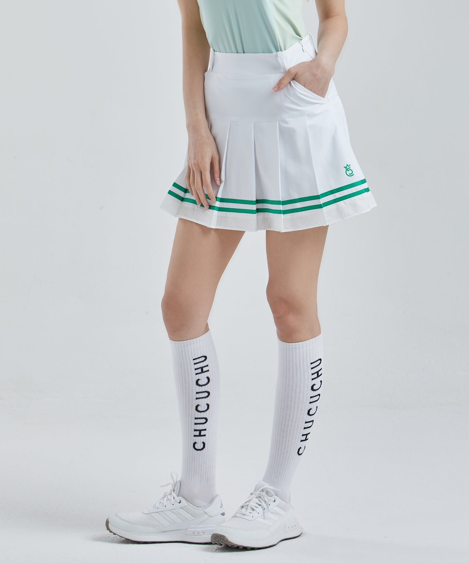 CHUCUCHU Air Punching Pleated Skirt - White