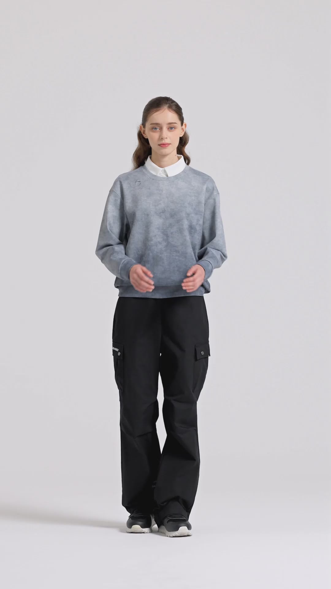 Challenger Women's Cotton-Touch Stretch Cargo Wide Fit Pants - Black video