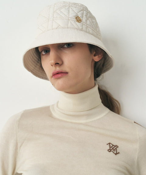 KUME STUDIO Logo Quilted Bucket Hat - Ivory