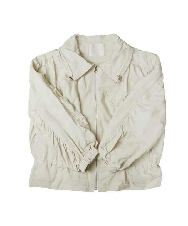 BENECIA 12 Double Shirring Windbreaker - Beige